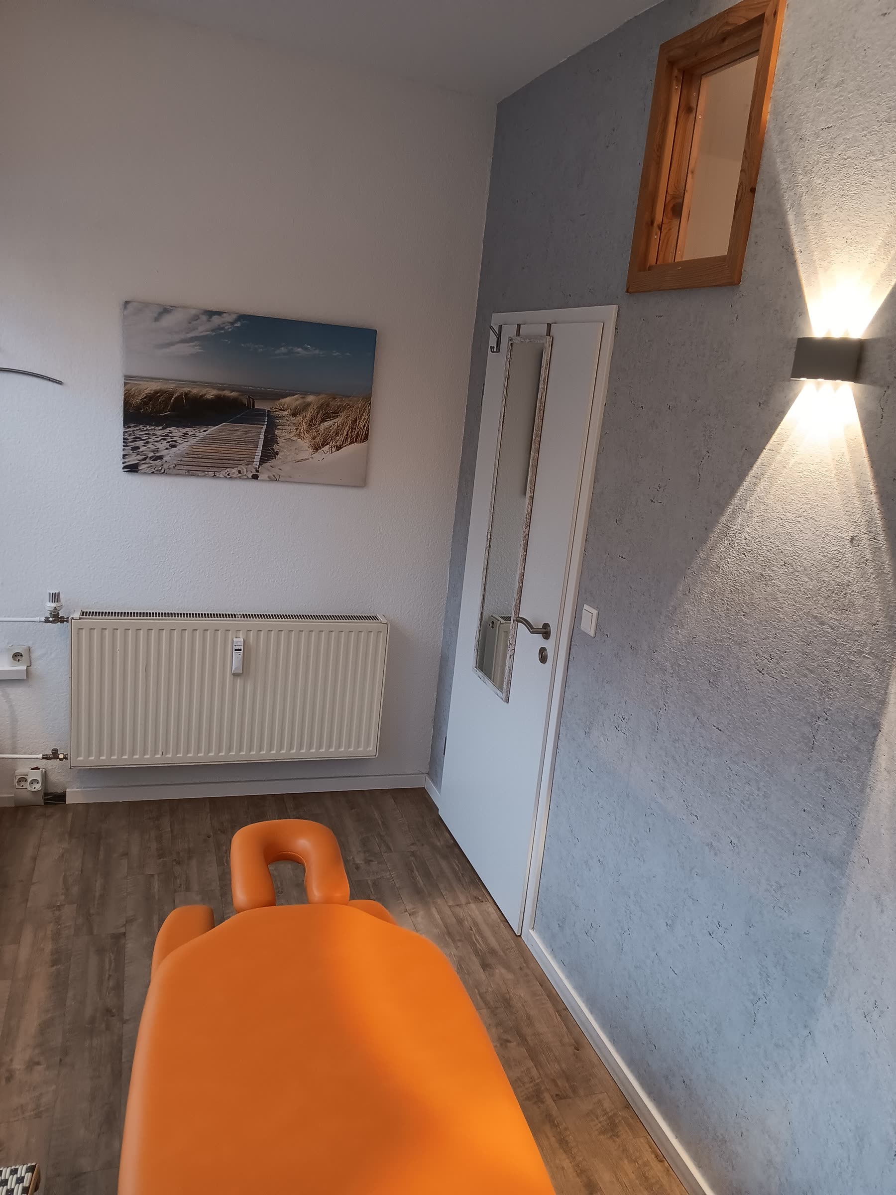 Trainingsbereich mit Geräten für Medizinische Trainingstherapie